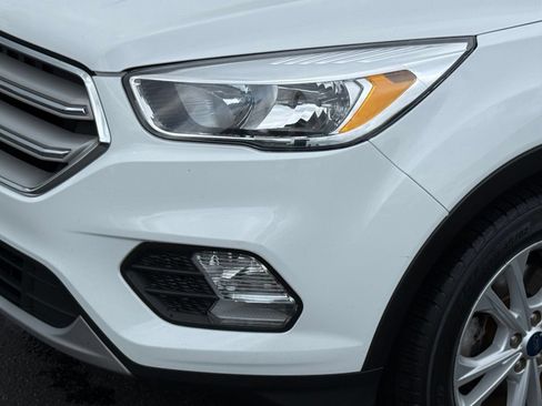 Used 2019 Ford Escape SE FWD image 10