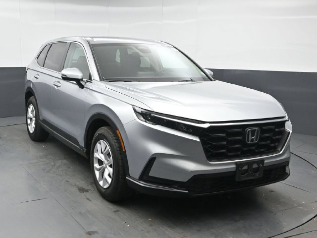 Used 2025 Honda CR-V LX image 1