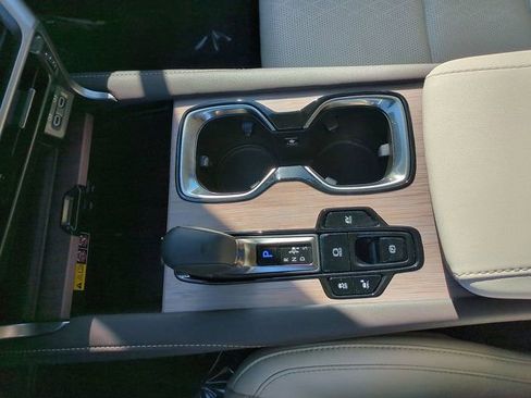 Used 2024 Lexus RX 350 w/ Convenience Package image 22