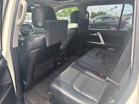 Used 2016 Toyota Land Cruiser AWD/4WD image 14
