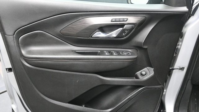 Used 2020 GMC Terrain SLT w/ Preferred Package FWD image 17