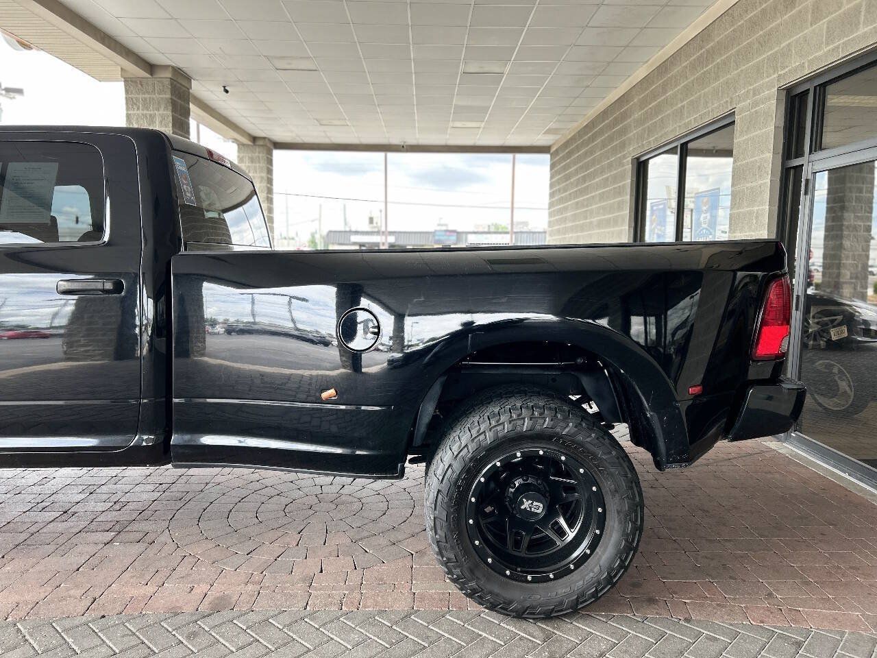 Used 2013 RAM 3500 Tradesman w/ Chrome Appearance Group AWD/4WD image 6