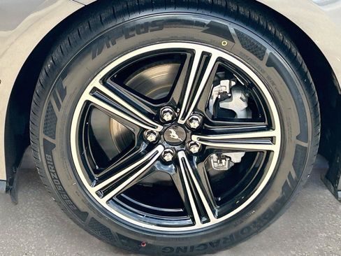 Used 2025 Ford Mustang Premium RWD image 38