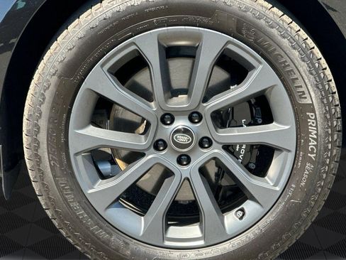 Used 2024 Land Rover Range Rover Sport SE AWD/4WD image 11