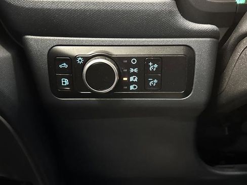 Used 2023 Ford Maverick XL image 21