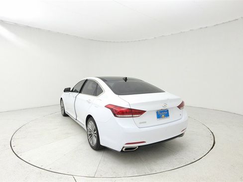 Used 2016 Hyundai Genesis 3.8 w/ Option Group 02 image 5