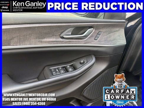 Used 2023 Jeep Grand Cherokee L Limited image 11