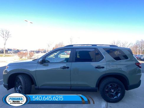 New 2026 Honda Pilot TrailSport image 2