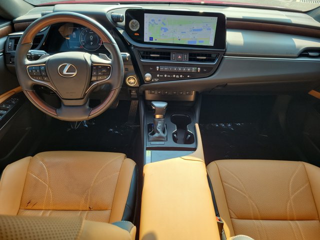 Used 2024 Lexus ES 350 w/ Technology Package FWD image 2