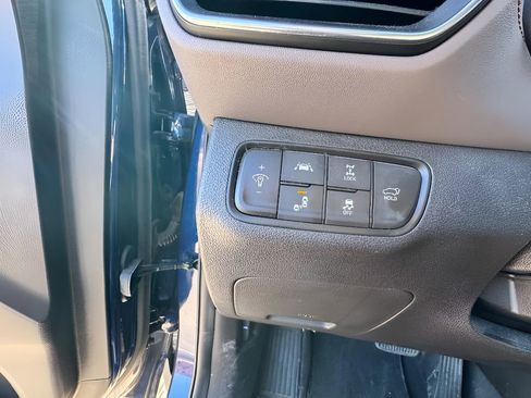 Used 2020 Hyundai Santa Fe Limited image 40