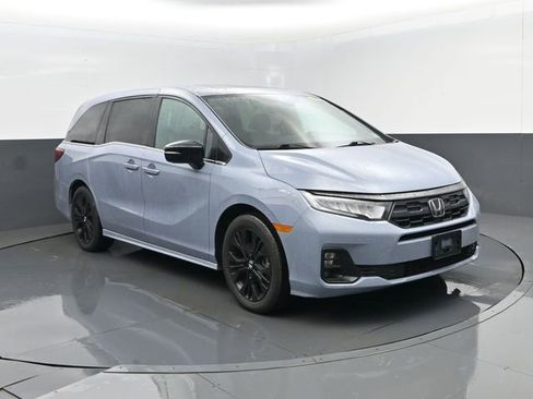Used 2025 Honda Odyssey Sport-L image 3