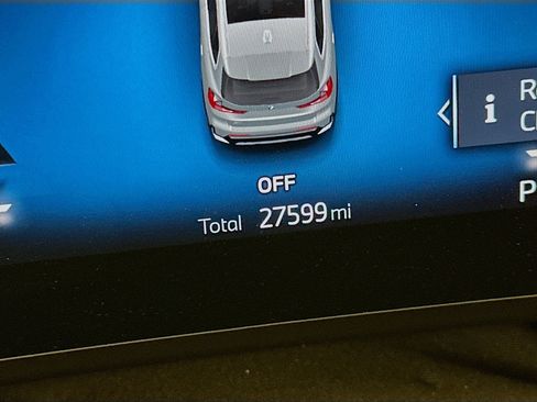 Used 2025 BMW X1 xDrive28i image 19