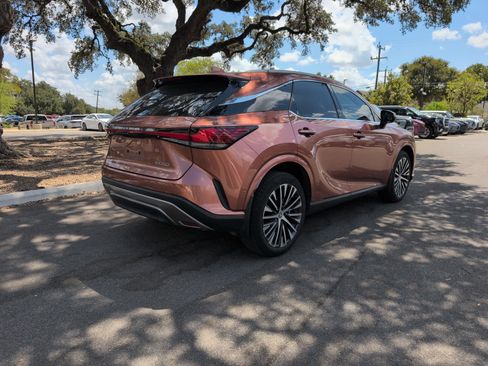 Used 2024 Lexus RX 350 Premium Plus w/ Convenience Package FWD image 3