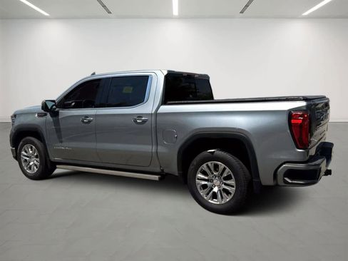 Used 2023 GMC Sierra 1500 Denali w/ Technology Package AWD/4WD image 3