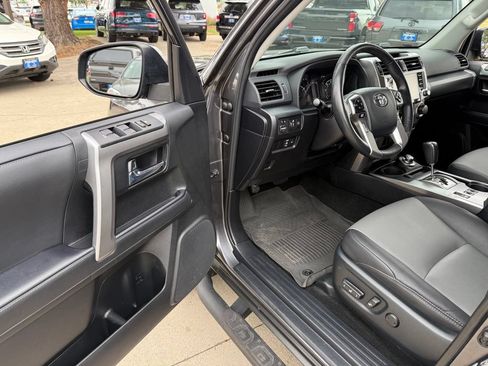Used 2023 Toyota 4Runner SR5 Premium w/ Moonroof Package AWD/4WD image 12
