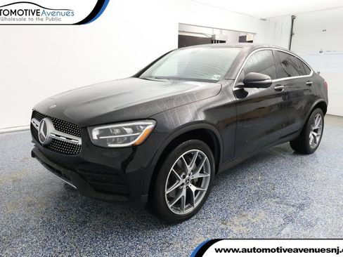 Used 2021 Mercedes-Benz GLC 300 4MATIC Coupe image 1