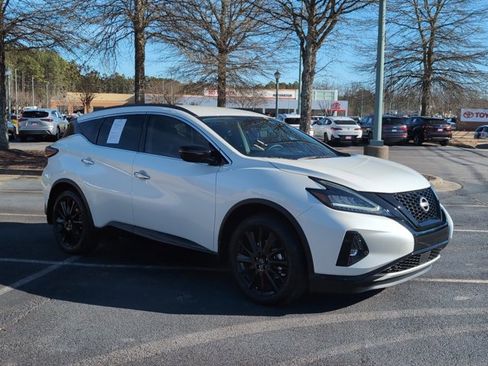 Used 2024 Nissan Murano SV w/ SV Midnight Edition Package image 3