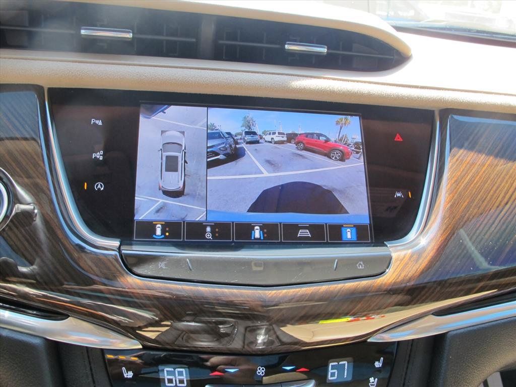 Used 2023 Cadillac XT6 Premium Luxury w/ Platinum Package FWD image 18
