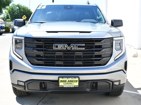New 2026 GMC Sierra 1500 Elevation AWD/4WD image 3