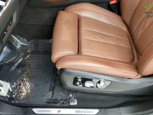 Used 2026 BMW X7 M60i AWD/4WD image 54