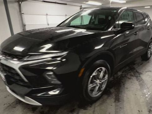 Certified 2025 Chevrolet Blazer LT AWD/4WD image 4