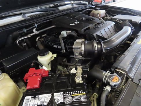 Used 2020 Nissan Frontier SV image 31