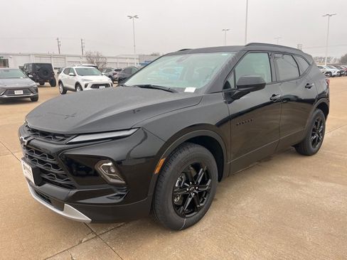 New 2026 Chevrolet Blazer LT image 8