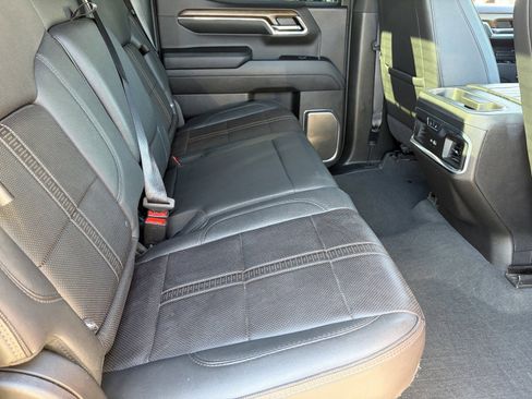 Certified 2024 Chevrolet Silverado 1500 High Country w/ Technology Package AWD/4WD image 14
