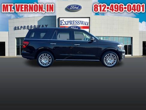 Used 2024 Ford Expedition Limited image 6