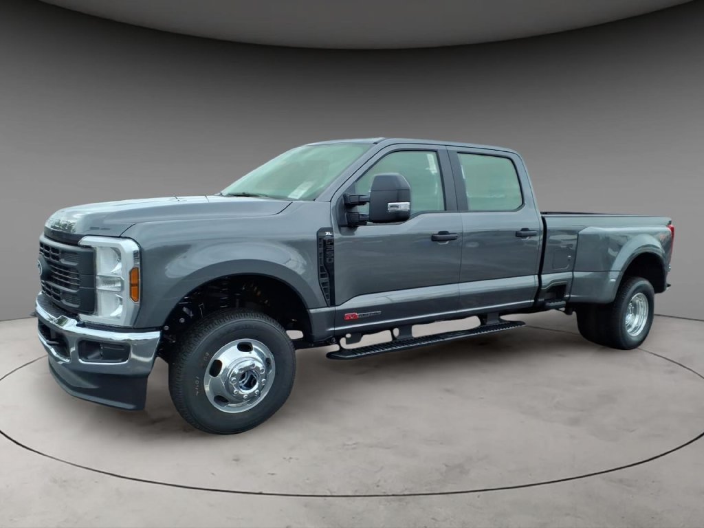 New 2027 Ford F350 XL AWD/4WD image 2