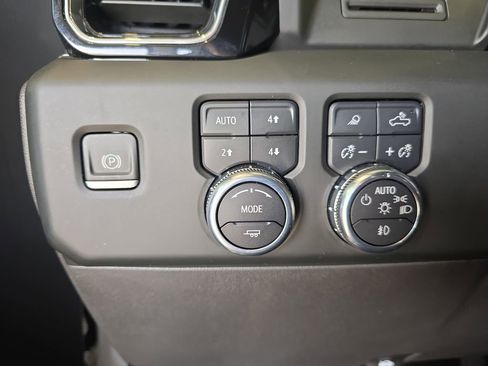 Used 2023 GMC Sierra 1500 Denali image 28