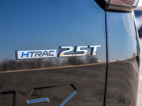 Used 2024 Hyundai Santa Cruz Limited image 11