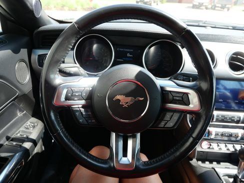 Used 2022 Ford Mustang Premium RWD image 21