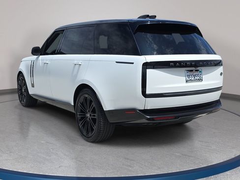 Certified 2023 Land Rover Range Rover Long Wheelbase Autobiography AWD/4WD image 7