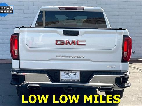 Used 2023 GMC Sierra 1500 SLT w/ SLT Convenience Package image 3