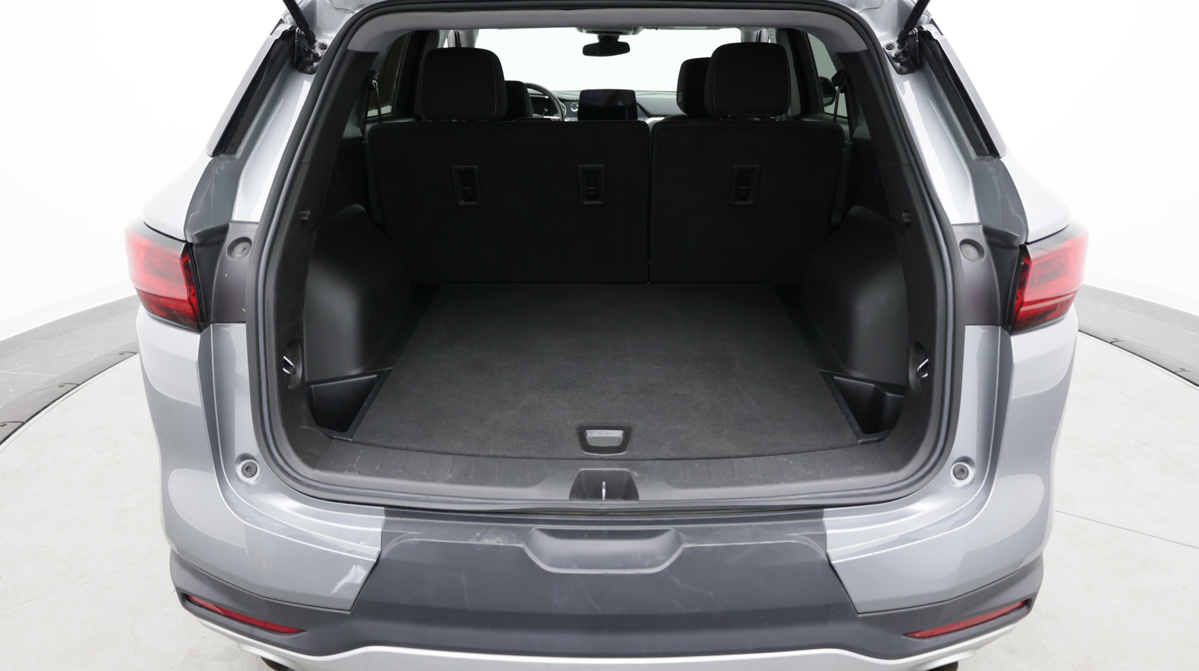Used 2025 Chevrolet Blazer LT FWD image 34