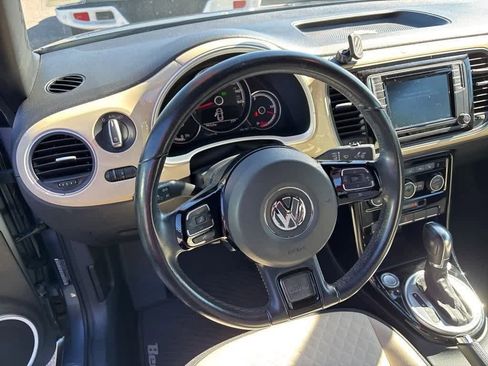 Used 2019 Volkswagen Beetle 2.0T SE image 10