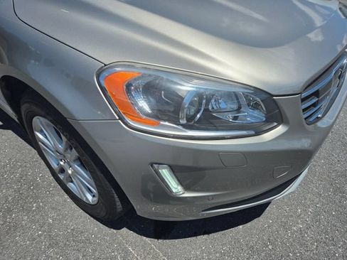 Used 2016 Volvo XC60 T5 Platinum w/ Climate Package AWD/4WD image 19