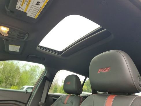 Used 2024 Chevrolet Trax RS w/ Sunroof Package FWD image 10