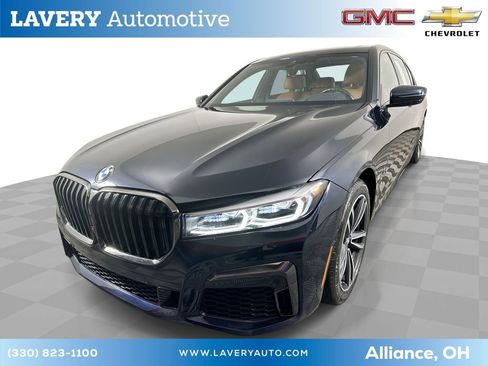 Used 2022 BMW 740i xDrive w/ Luxury Rear Seating Package image 1