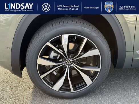 New 2026 Volkswagen Atlas Cross Sport SEL Premium R-Line image 7
