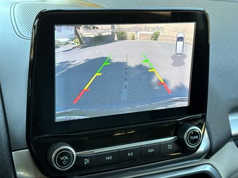 Used 2020 Ford EcoSport SE w/ SE Convenience Package image 19
