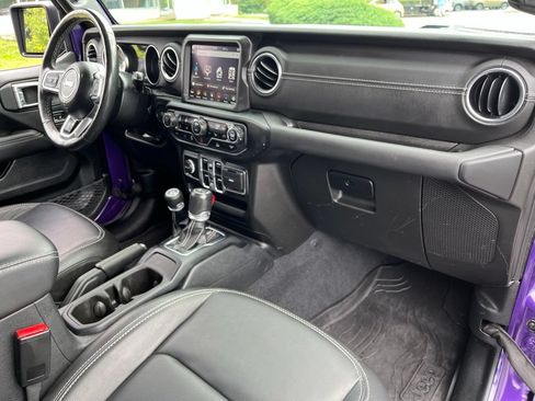 Used 2023 Jeep Wrangler Unlimited Sahara w/ Cold Weather Group AWD/4WD image 58
