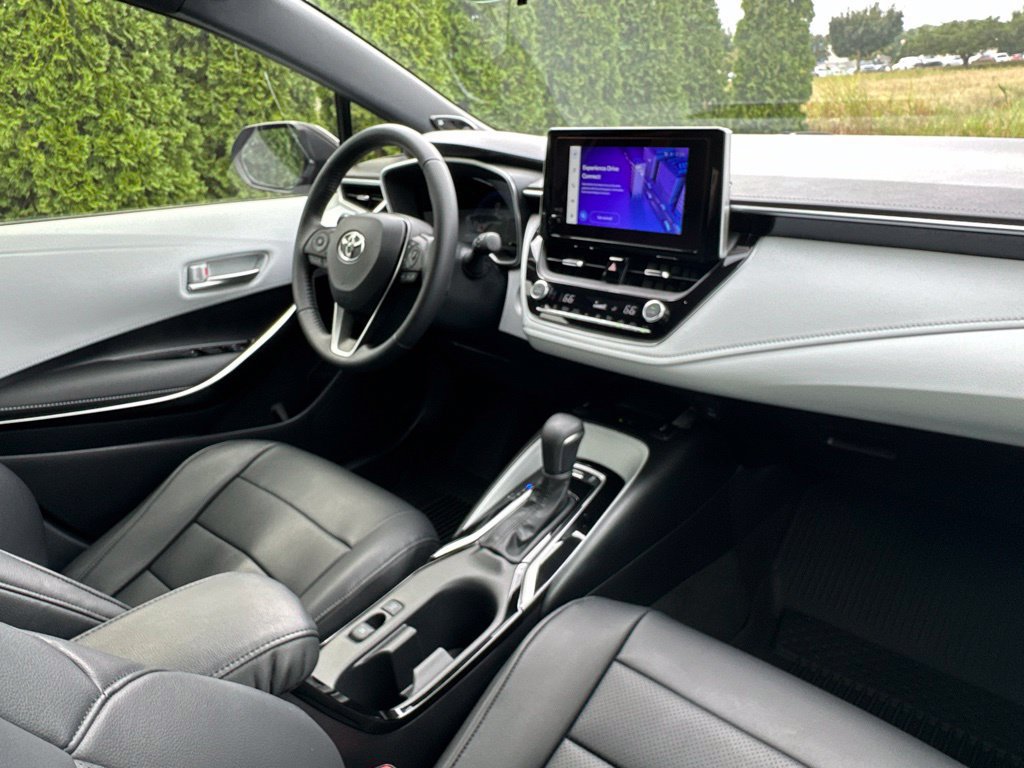 Certified 2026 Toyota Corolla XSE FWD image 34