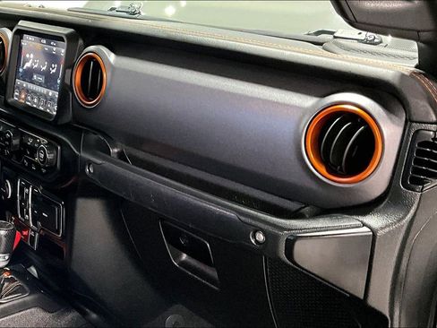 Used 2021 Jeep Gladiator Mojave image 19