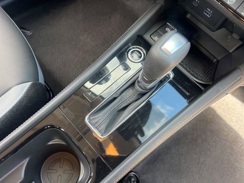 Certified 2023 Nissan Kicks SR w/ SR Premium Package FWD image 24