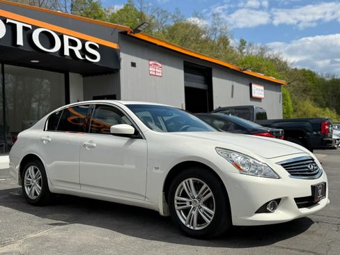 Used 2015 INFINITI Q40 AWD w/ Navigation Package image 38