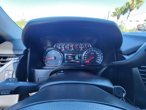 Used 2019 Chevrolet Tahoe LT RWD image 15