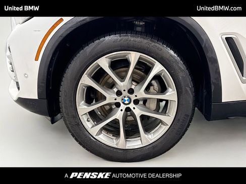 Used 2023 BMW X5 xDrive40i image 2