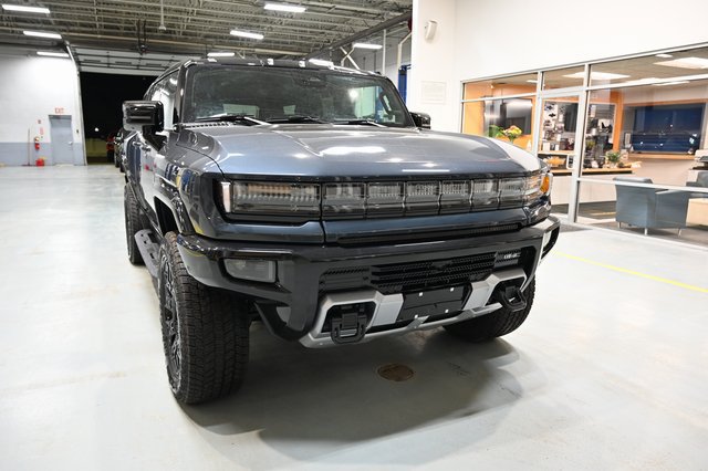 New 2026 GMC Hummer EV SUV AWD/4WD image 3